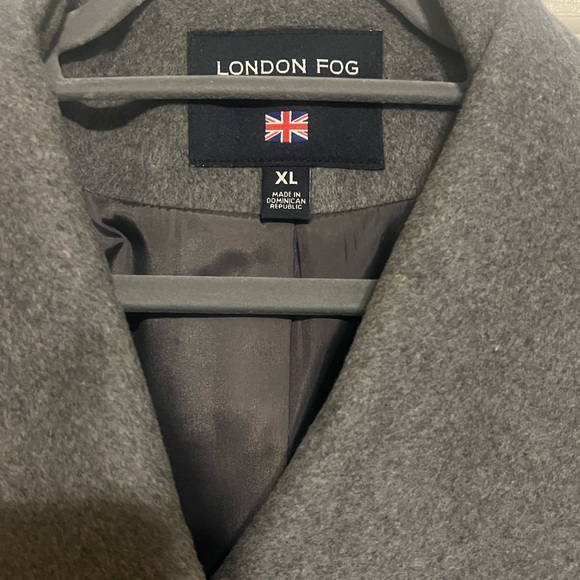 London Fog Charcoal Gray Wool Trench Style Pea Coat Size: XL - Picture 3 of 3